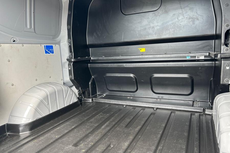 Ford Transit Custom Photo autoimg-8b761a1a424ab6b4548748ed17fc3230e0229acb.jpg