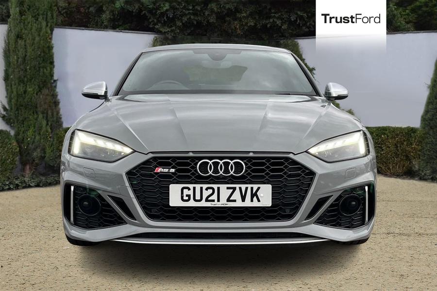 Audi RS5 Photo autoimg-8b76e99eb92c4777d7791dd9564929f397d40b58.jpg