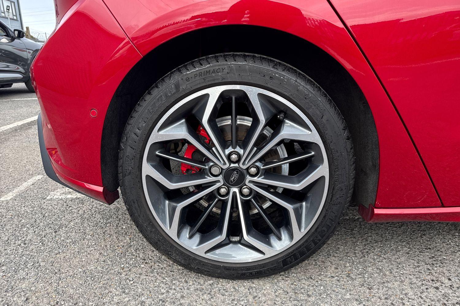 Ford FOCUS Photo 7