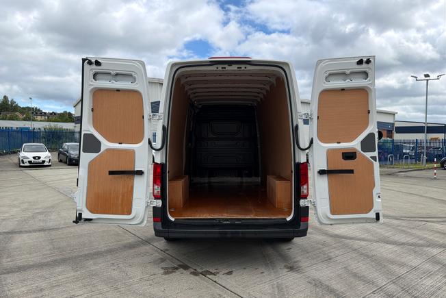 VOLKSWAGEN Crafter Photo 31