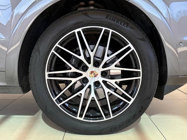 PORSCHE Cayenne Photo 25