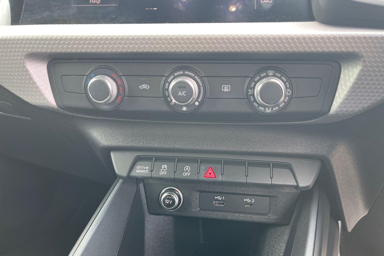 Audi A1 Photo 36