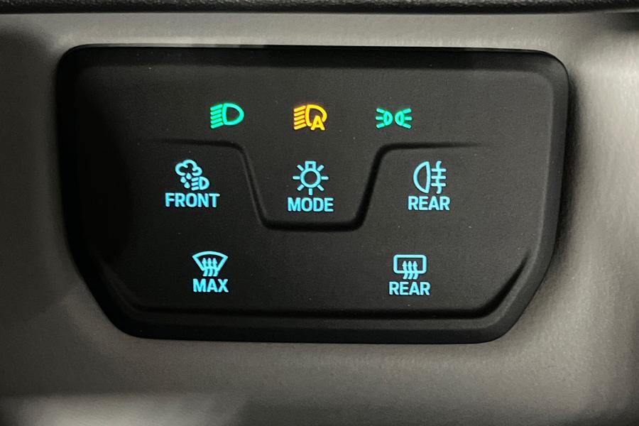 Ford Explorer Photo autoimg-8b838c1e9baaf29b6f0177707af9882246e9c48e.jpg