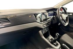 Volkswagen Polo Photo 2