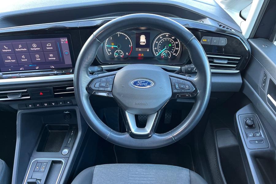 Ford TOURNEO CONNECT Photo autoimg-8b8474d7ee20b36469bc341494162b4af5b3aaf3.jpg