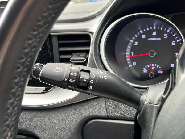 Kia Ceed Photo autoimg-8b84e9ee269df0269f4ea4201ea4414cdba97f03.jpg