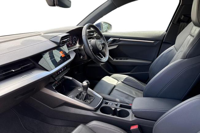 AUDI A3 Photo 2