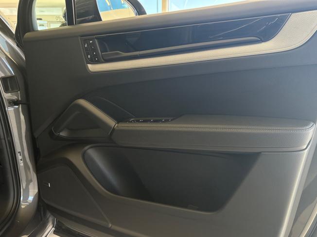 PORSCHE Cayenne Photo 20