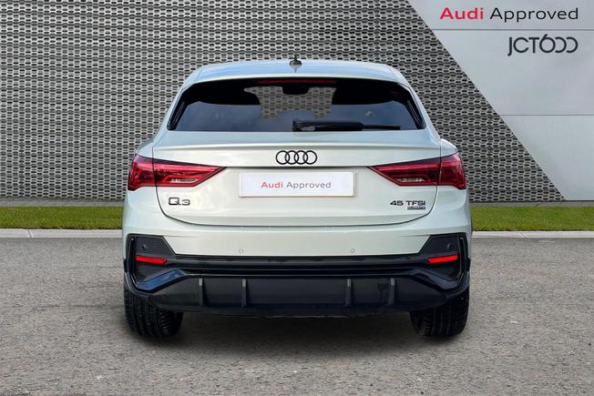 AUDI Q3 Photo 7