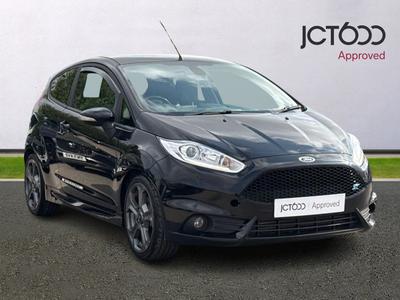 2017 Ford Fiesta 1.6T EcoBoost ST-3 Hatchback 3dr Petrol Manual Euro 6 (182 ps) at JCT600