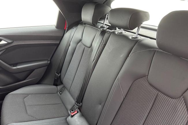 AUDI A1 Photo 9