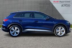AUDI Q4 E-Tron Photo 4