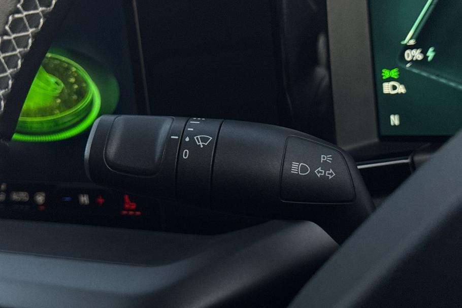 Used Ford E-TRANSIT COURIER 29