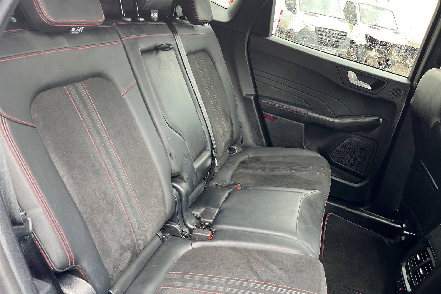 Ford KUGA Photo 19