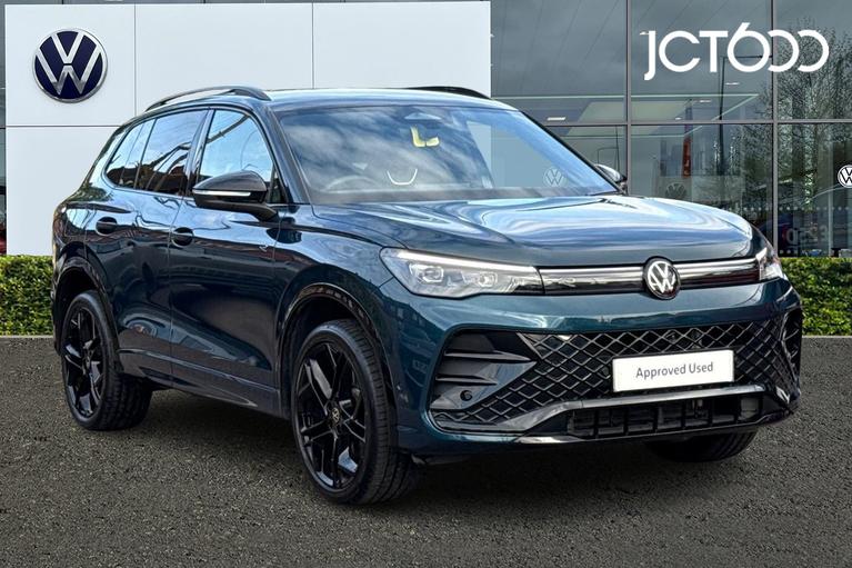 Used 2025 VOLKSWAGEN Tiguan 1.5 TSI eHybrid 19.7kWh R-Line SUV 5dr Petrol Plug-in Hybrid DSG Euro 6 (s/s) (204 ps) Blue at JCT600