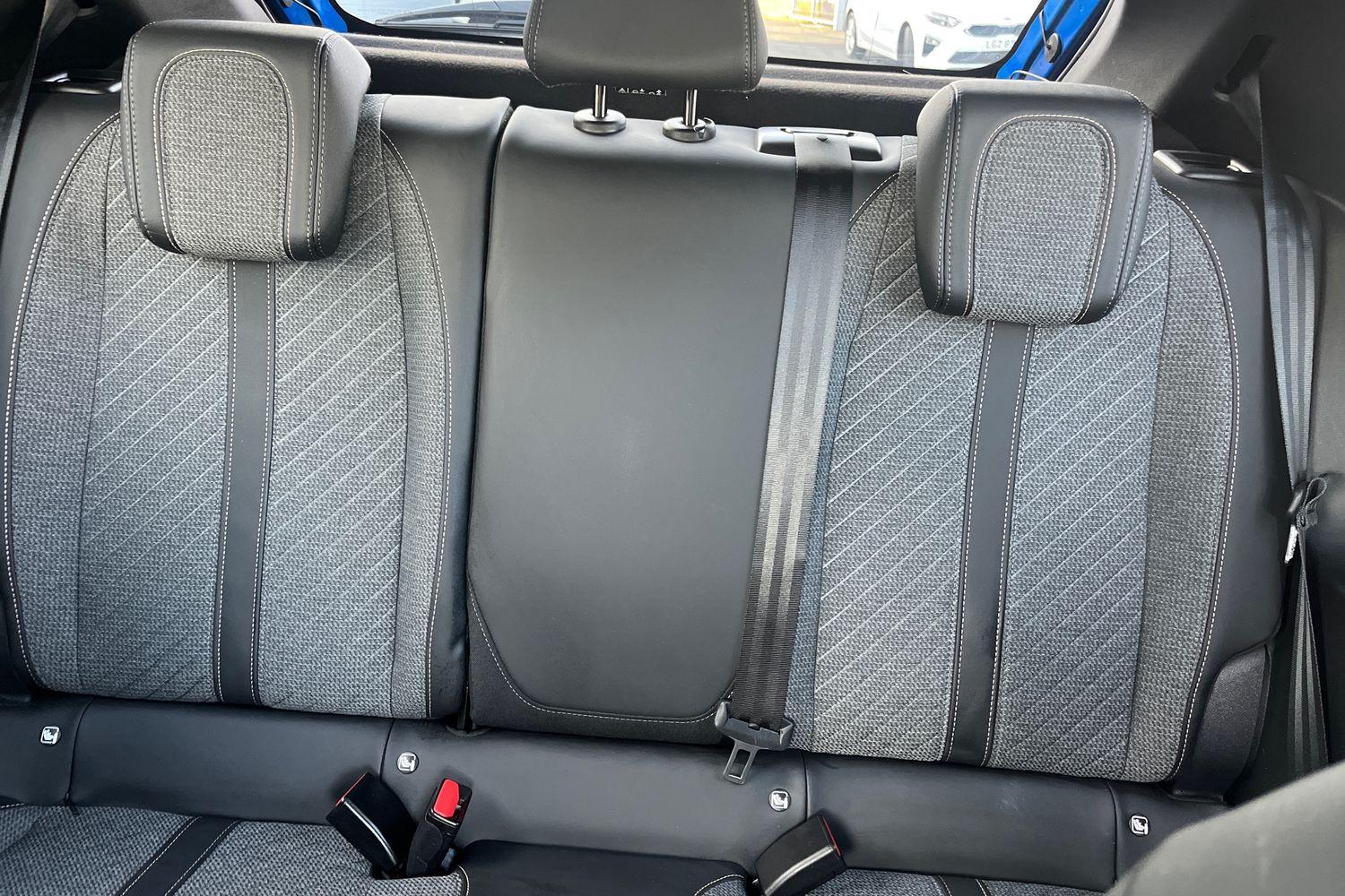 Peugeot 208 Photo 19