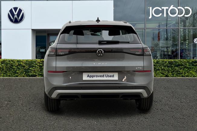 VOLKSWAGEN T-Roc Photo 7