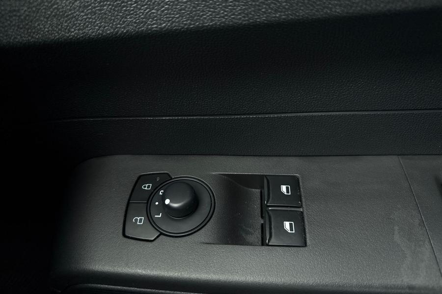 Ford TRANSIT COURIER Photo autoimg-8ba705c1785126e5ea91d5c26263e8387c93b2d6.jpg