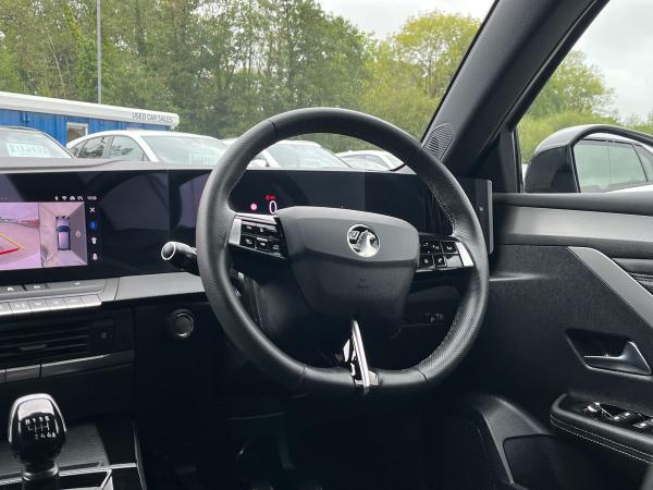Vauxhall Astra Photo autoimg-8bab0ba3a6a71e7efbe07bb6d926abb283e5f623.jpg