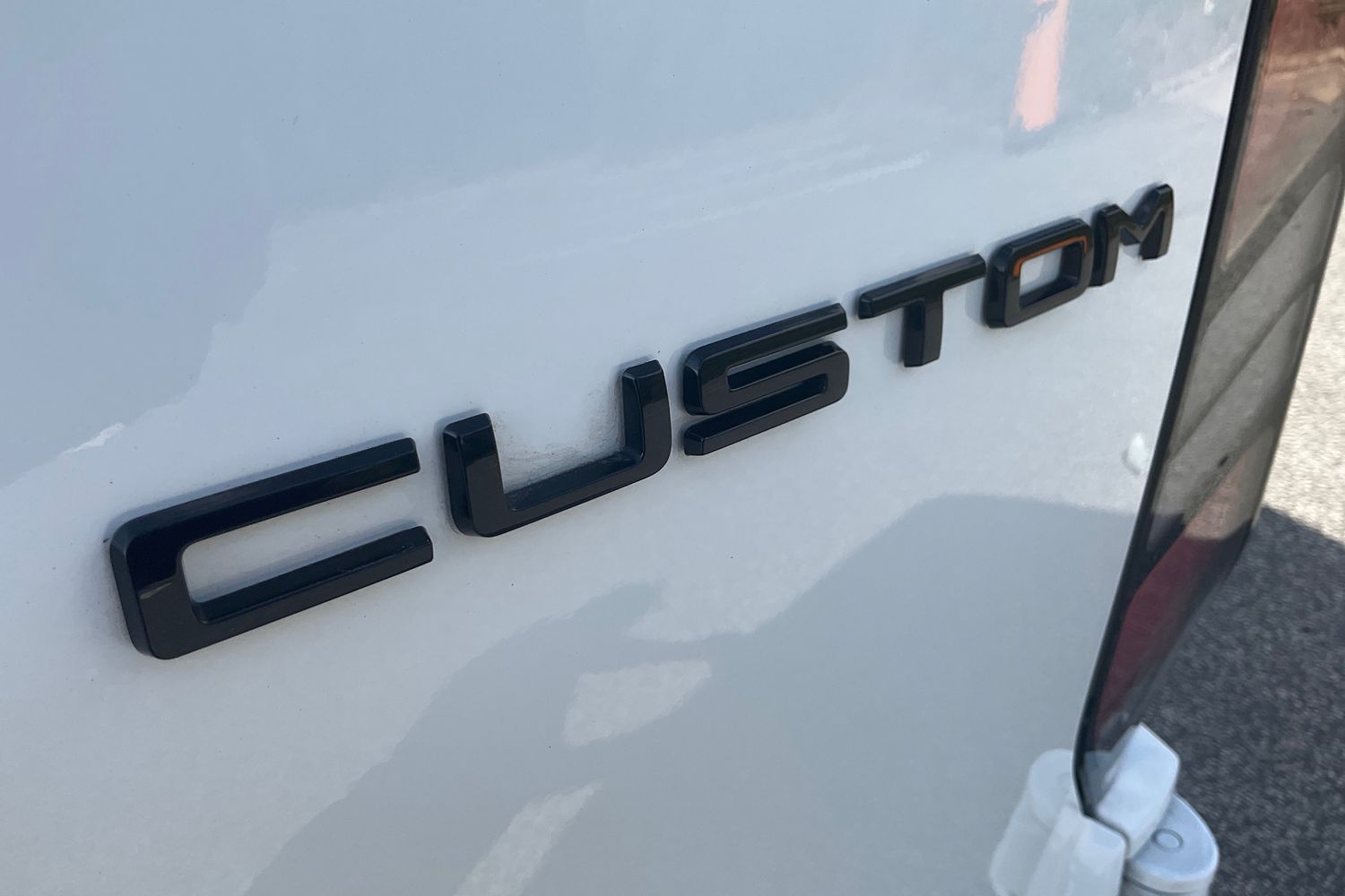 Ford E-Transit Custom Photo 14