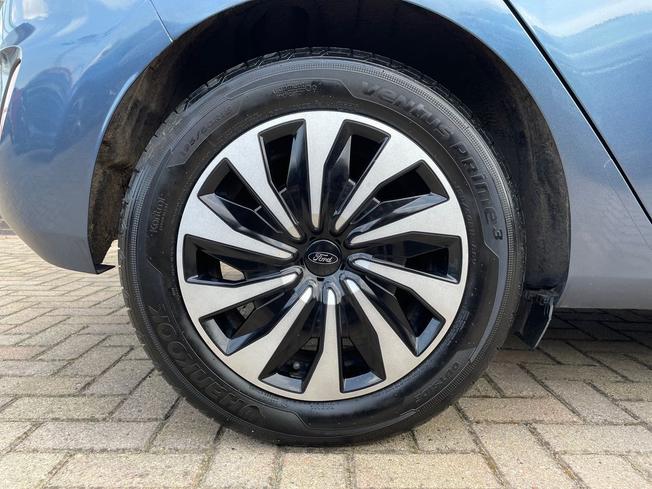 FORD Fiesta Photo 47