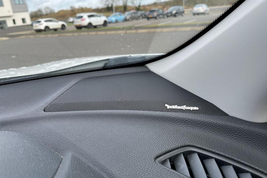Mitsubishi ECLIPSE CROSS Photo autoimg-8bb1006d78e18ab4b8c1b45520d0ce163078ff3c.jpg