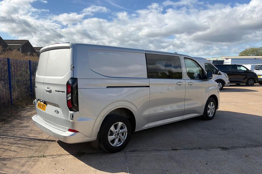 Ford TRANSIT CUSTOM Photo autoimg-8bb15ad1b2e83a61a08a6c1e0e2f5e570c103af6.jpg