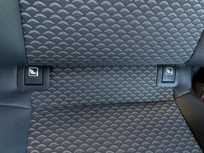 KIA Ceed Photo 32