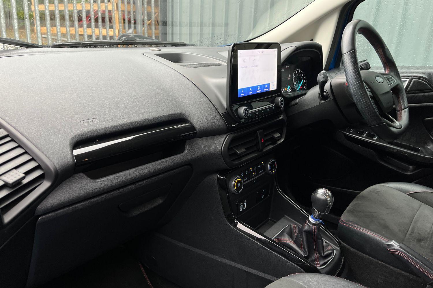 Ford ECOSPORT Photo 17