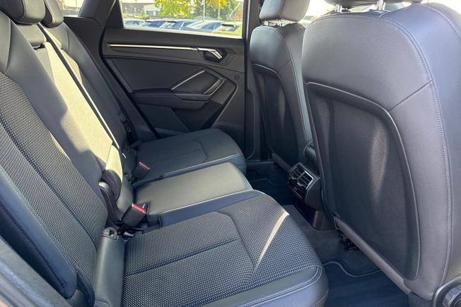 Audi Q3 Photo 44