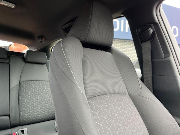 Toyota Corolla Photo autoimg-8bb61bb8d1c8d7a8dc3ec4a4fc555c9286ef4e9a.jpg