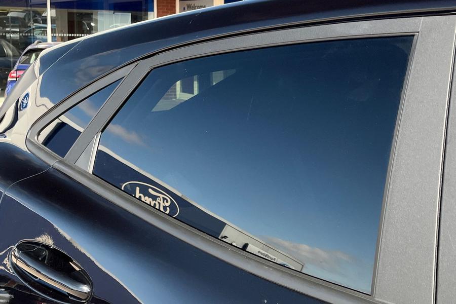 Ford PUMA Photo autoimg-8bb8318cfe3fc76dc5bab5c8dfd9ec2f433f9ba8.jpg