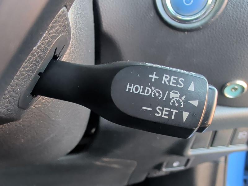 Used Toyota C-HR VE69XEA 38