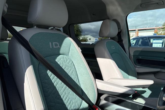 VOLKSWAGEN Id. Buzz Photo 30