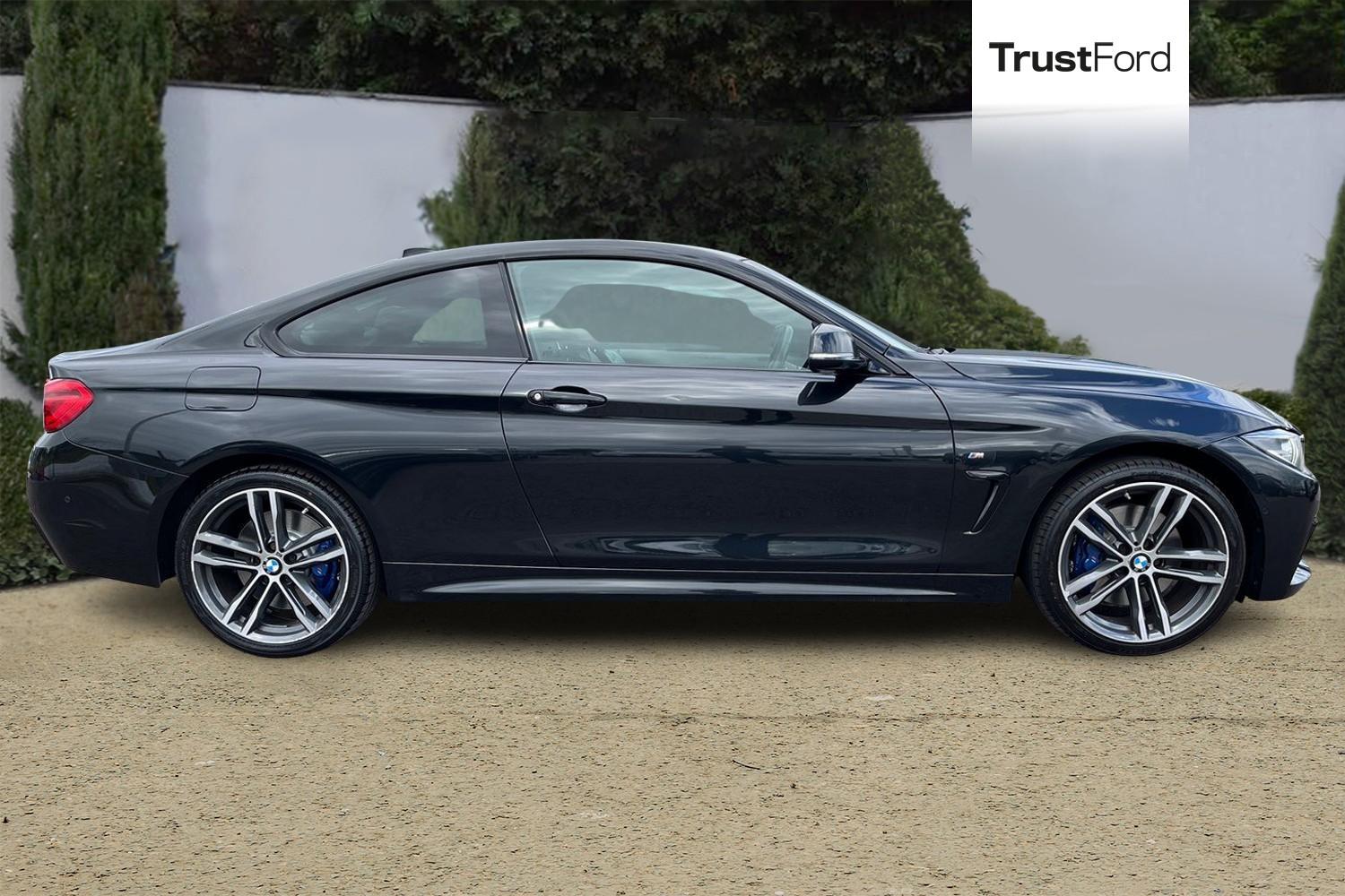 BMW 4 Series Photo 2