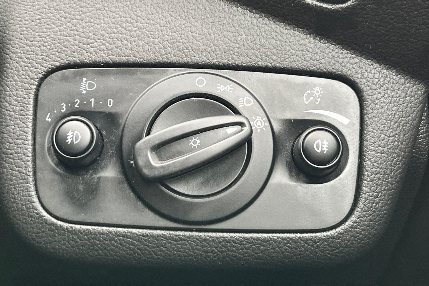 Ford KUGA Photo 32