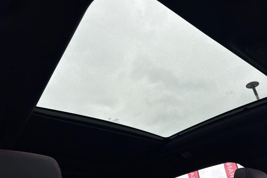 Ford KUGA Photo autoimg-8bc511bdb7f0442b7b22436083240211ce51f071.jpg