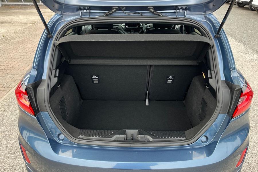 Ford Fiesta Photo autoimg-8bc5ef18cfaab9a685d4ed88a947c88c34a5b217.jpg