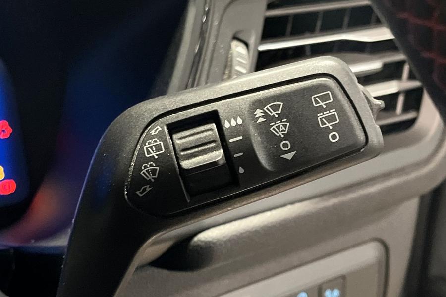 Ford KUGA Photo autoimg-8bc70cae525a1f3047ab81db3f1d658d5ac54193.jpg