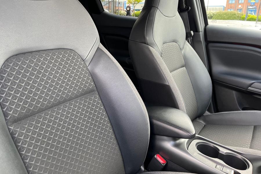 Nissan JUKE Photo autoimg-8bcb63388895b459de32e3d7ef184e9ee8bce5cf.jpg