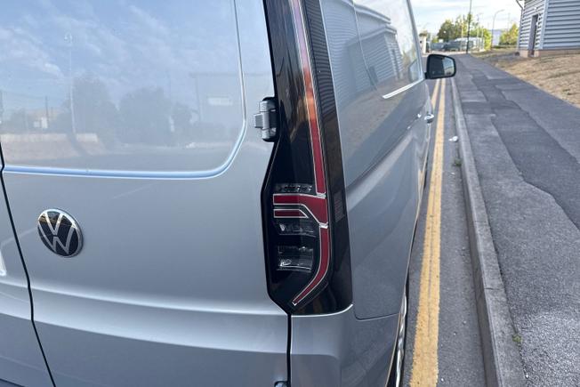 VOLKSWAGEN Caddy Photo 18