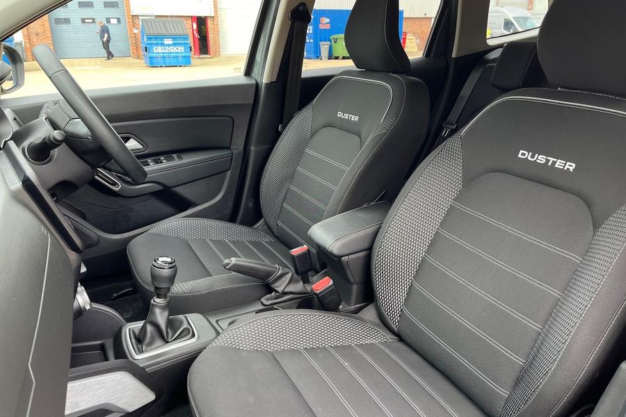 Dacia Duster Photo autoimg-8bcd7600c4bc8af2262a070aa00e74d8111329b9.jpg