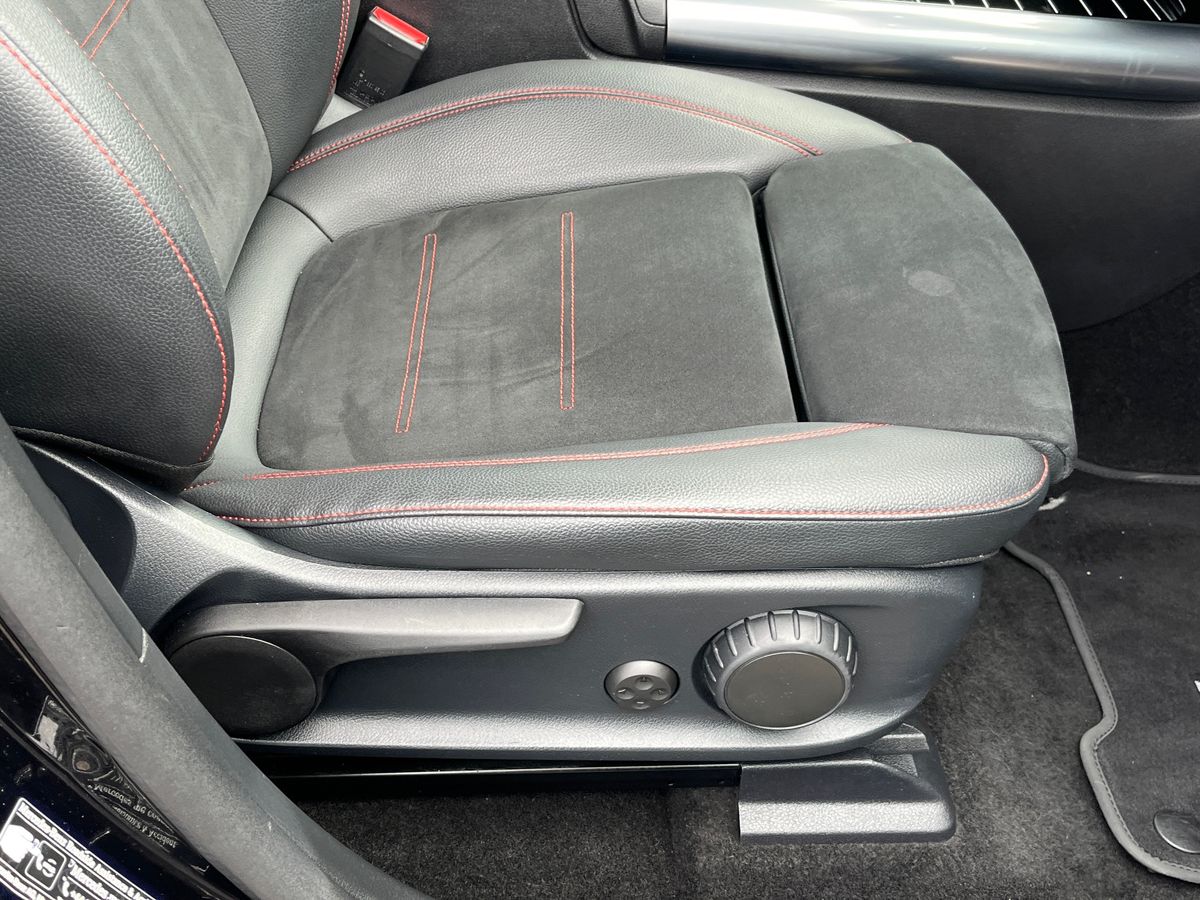 Mercedes-Benz EQA Photo 32