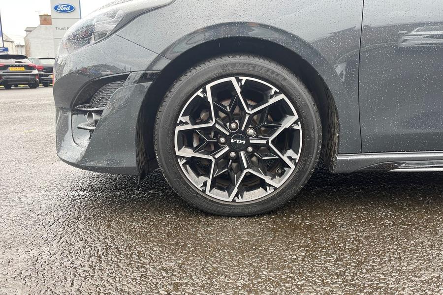 Kia CEED Photo autoimg-8bd3b2ab4f70b7ba43817cceafc21191eea20d39.jpg