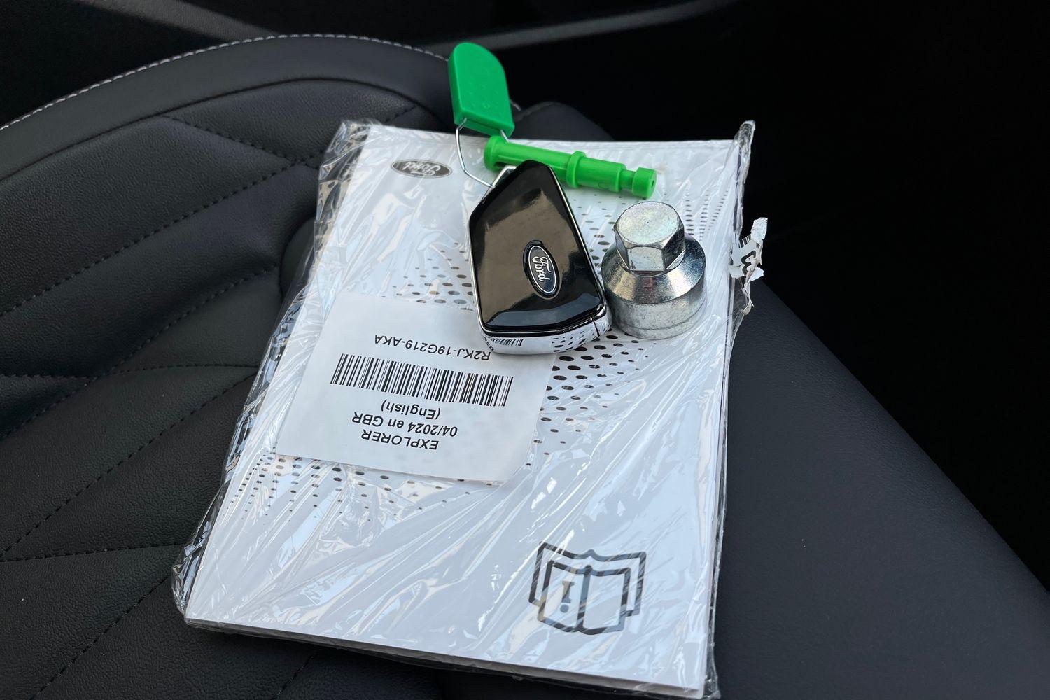 Ford Explorer Photo 21