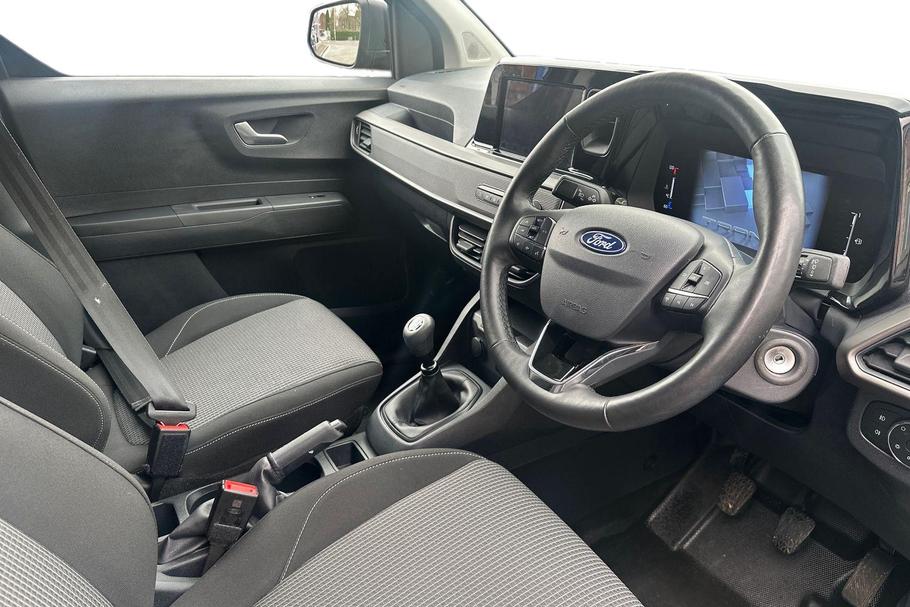 Used FORD TRANSIT COURIER HS24XGT 13