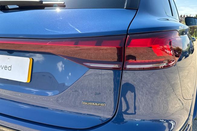 AUDI Q6 E-Tron Photo 18