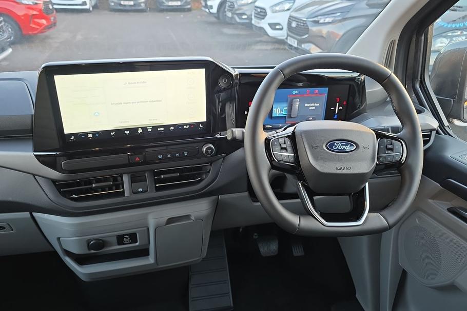 Used Ford E-TOURNEO CUSTOM WR75NLT 9