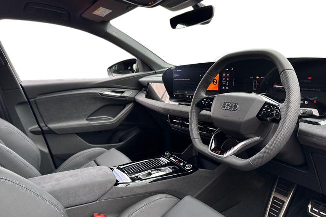 AUDI Q6 E-Tron Photo 6