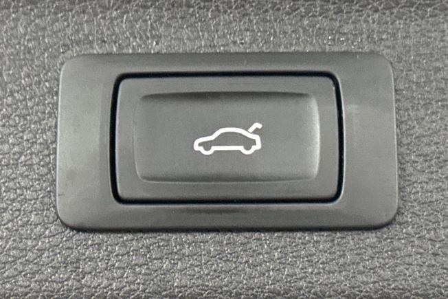 AUDI Q3 Photo 32